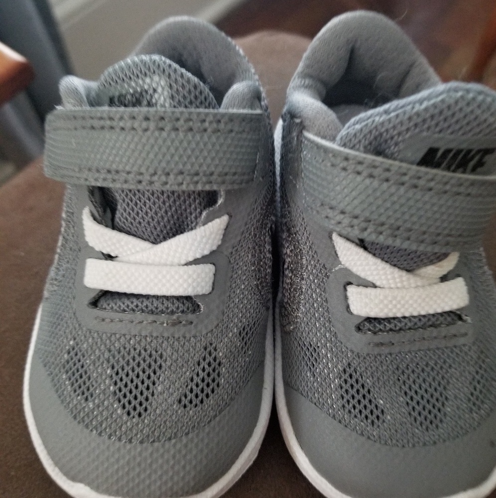 Nike infant boy Size 3